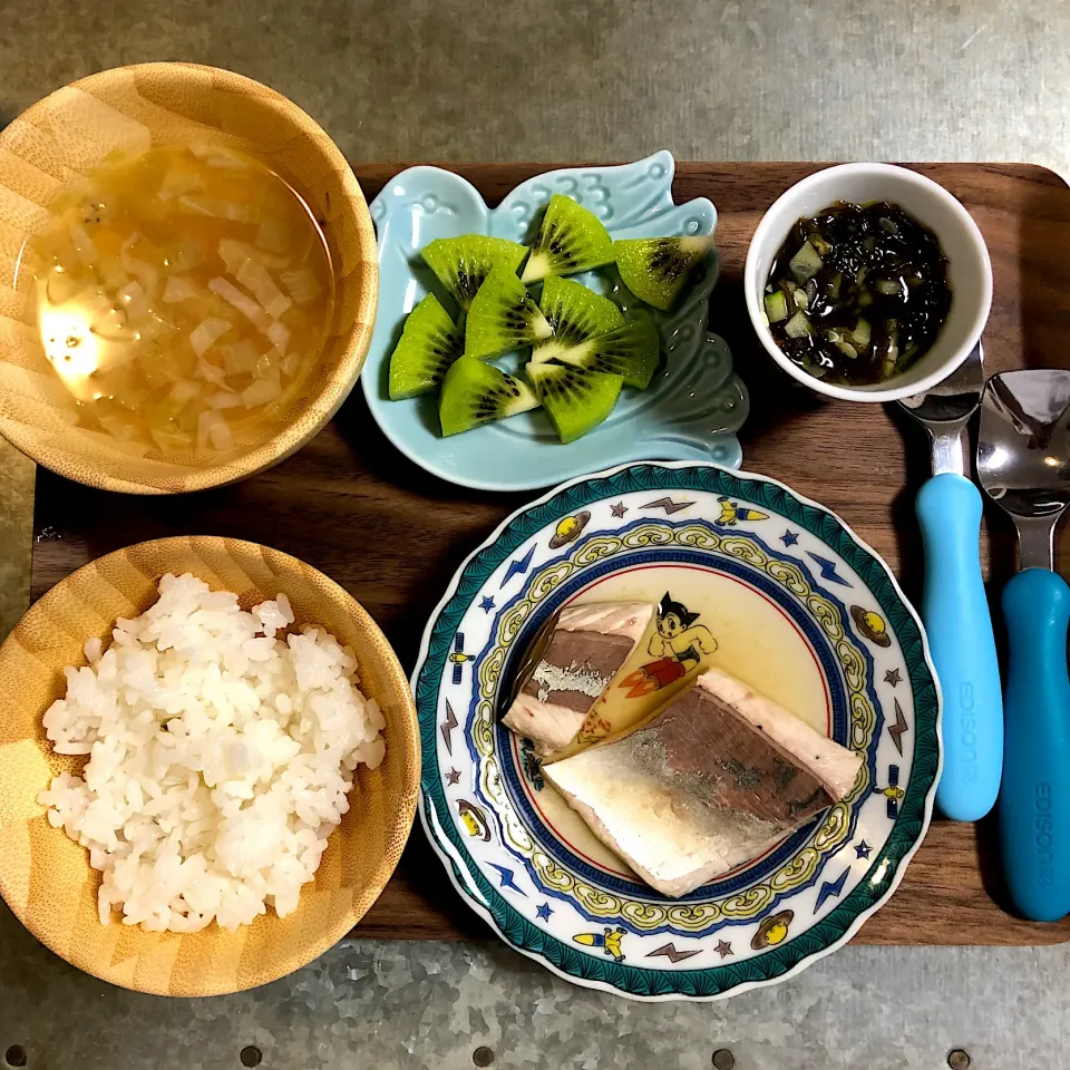 ハマチの煮付け、もずくとズッキーニの酢の物、野菜の味噌汁|nao子さん