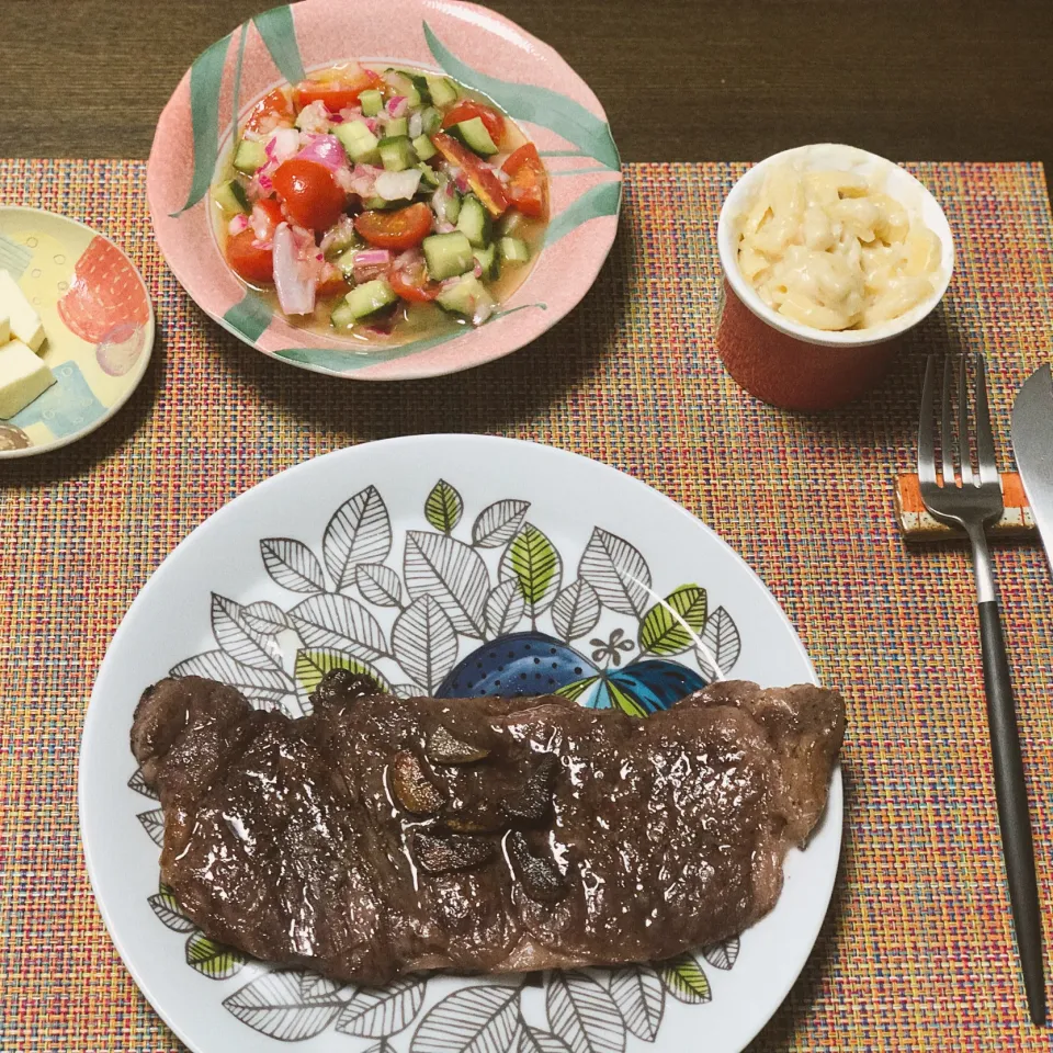 Steak, Macncheese & Marinated Salad🥩🥗|Makigelinaさん