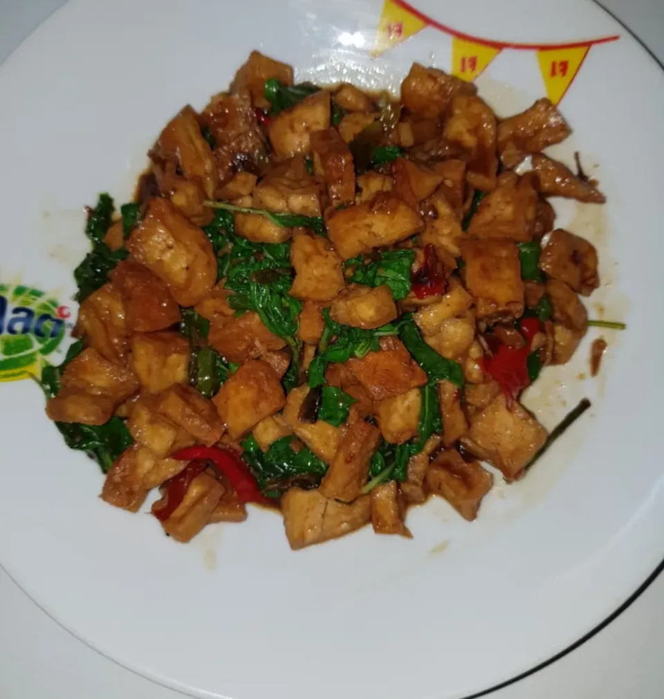 stir fry tofu with basil leaves (veggie)|patcookingfeverパットさん