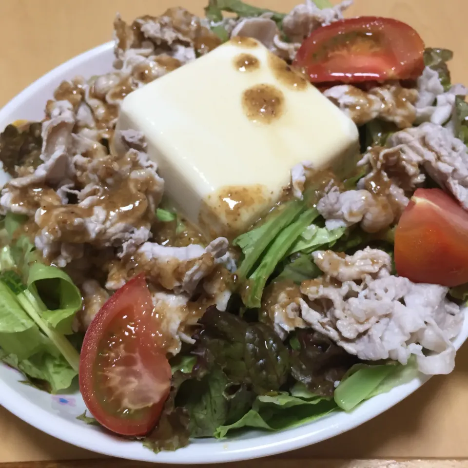 在宅勤務中の男飯(豚しゃぶサラダ🐷🥗)|おおもりの星さん