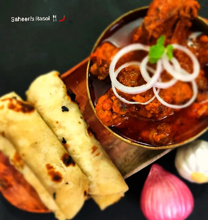 Chicken Rogan With Aloo kulcha .|NazNeen Shaguftaさん