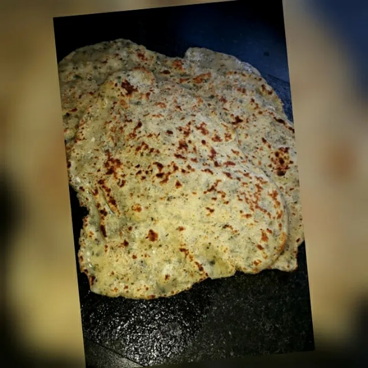 homemade garlic and coriander naan bread|kelly2shoesさん