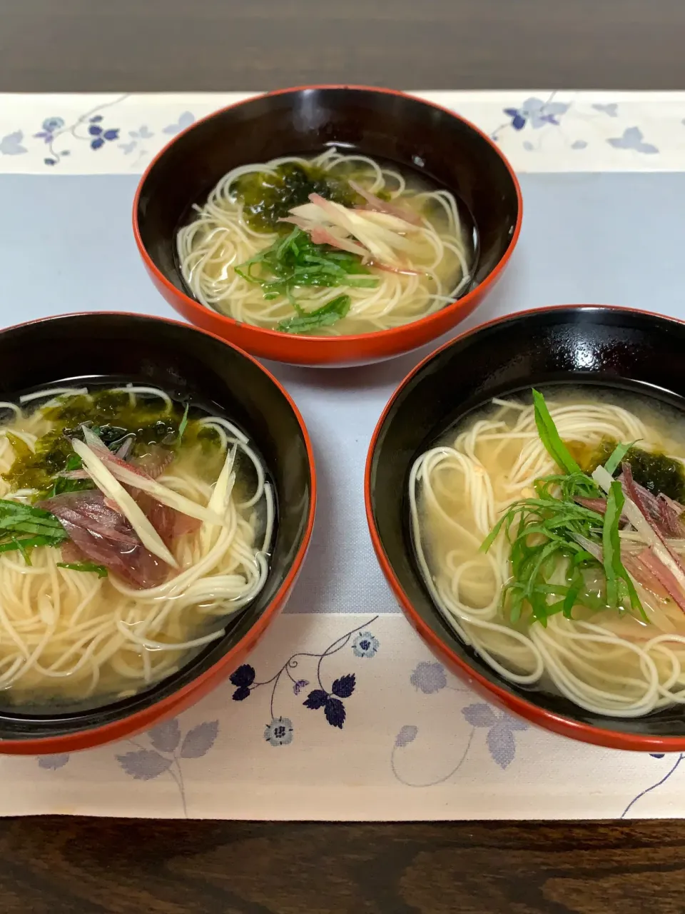 夏のお素麺のお味噌汁❣️|tamemitiさん