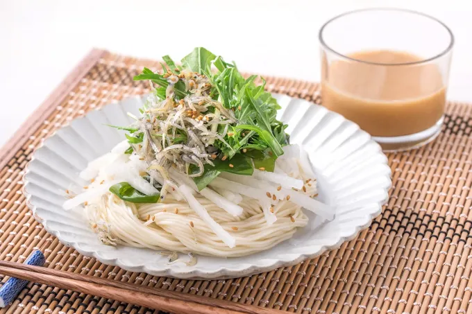 #うちで食べよう　和風じゃこサラダ冷や汁つけそうめん|マルコメ キッチンさん