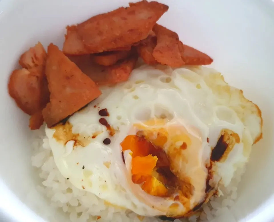 🍀Quick lunch : Hokkaido 🍚 Egg Luncheon Meat|🌷lynnlicious🌷さん