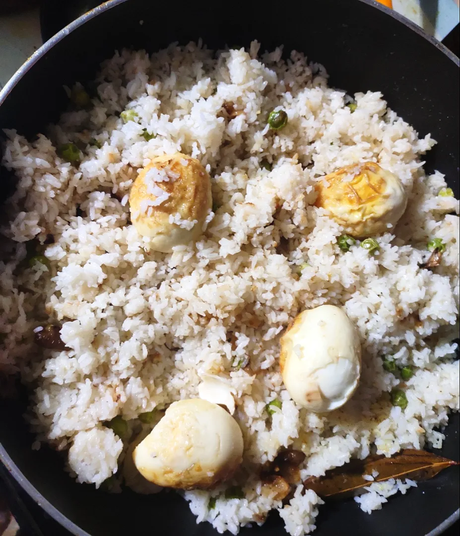 Snapdishの料理写真:egg rice|Farhaさん