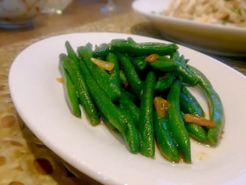 Snapdishの料理写真:いんげんのにんにく醤油炒め|古尾谷りかこさん