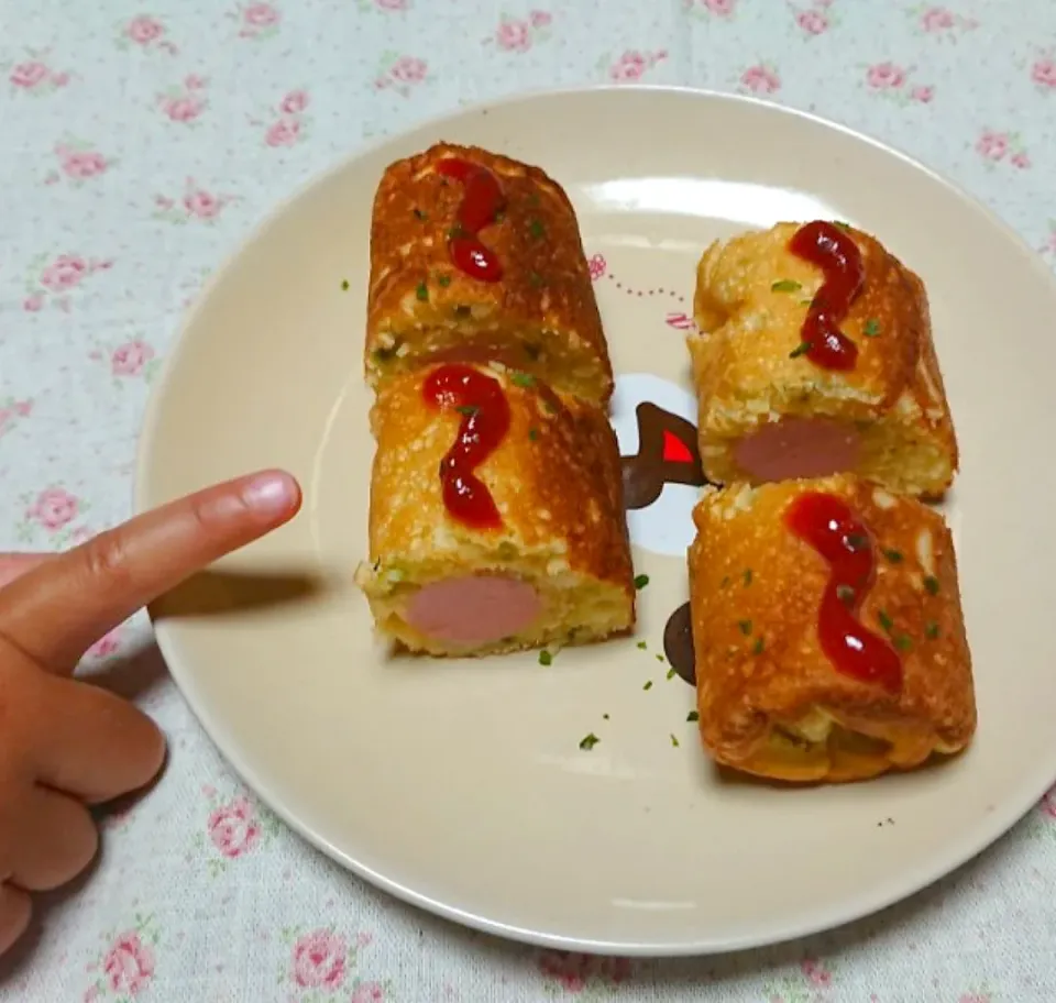 Snapdishの料理写真:あんみっちゃんさんの料理 玉子焼き器deアメリカンドッグ風|☆ちび☆さん