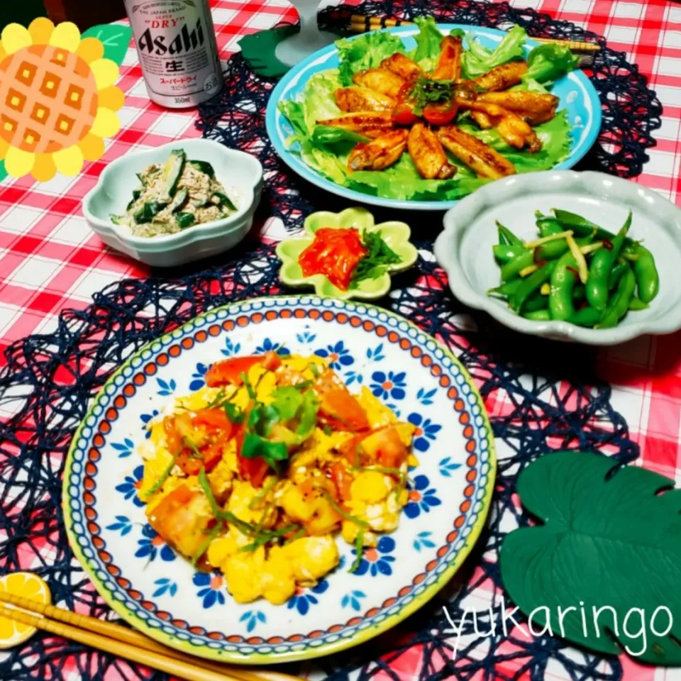 昨夜の晩ご飯🌃🍴

トマトと卵のふわふわ炒め
鶏手羽のフライパン焼き
枝豆の漬け物
ツナ入り無限きゅうり
チャンジャ|yukaringoさん