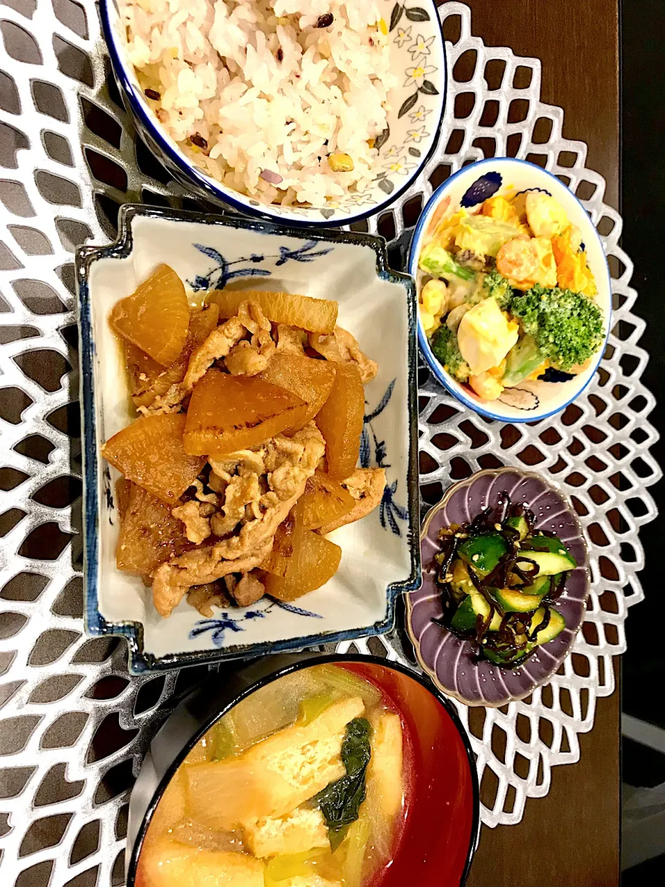 Snapdishの料理写真:豚こまと大根の煮物|Aさん