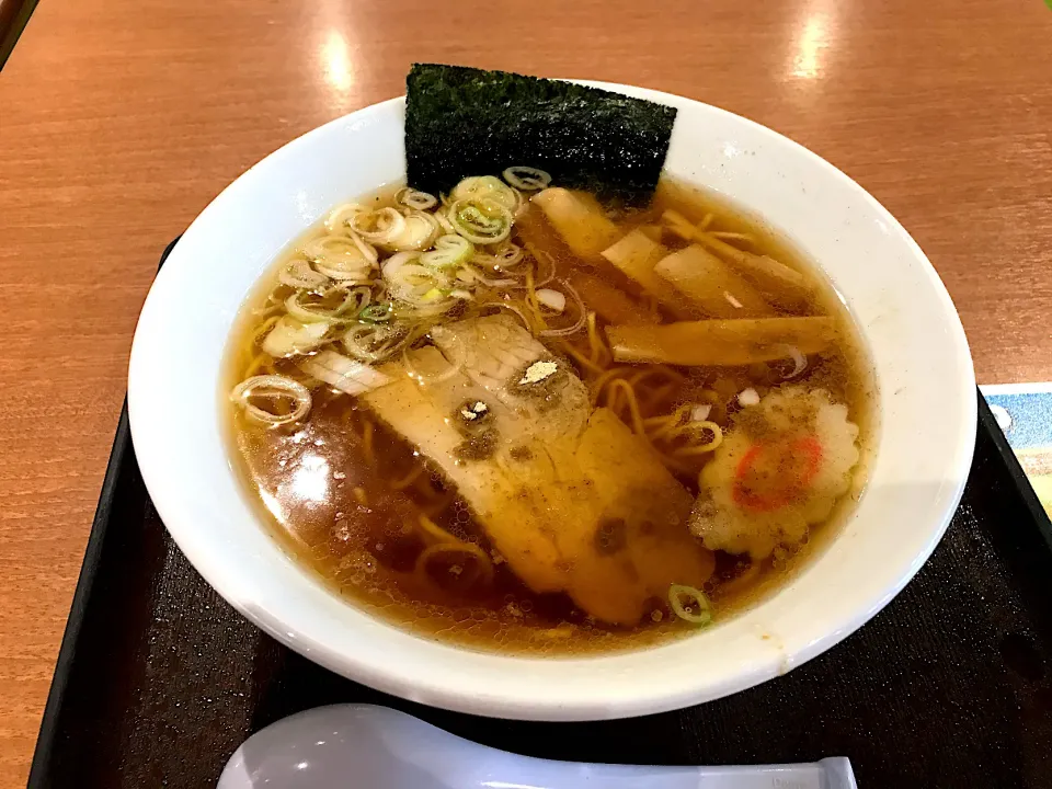 醤油ラーメン|マハロ菊池さん