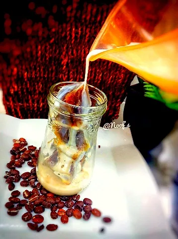 Coffee iced cubes with milk|Noofs___さん