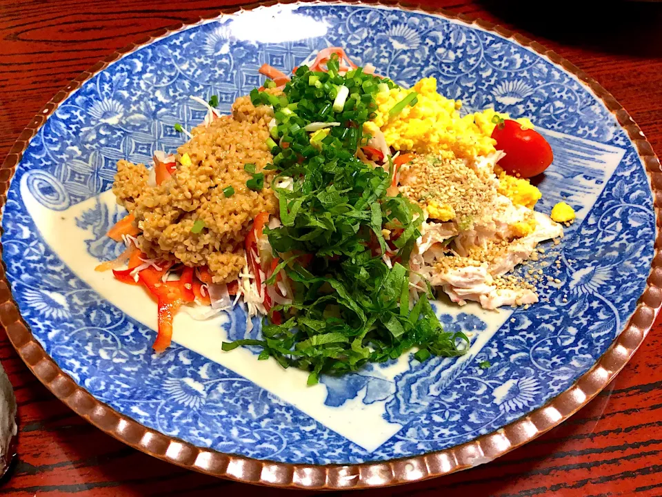 Snapdishの料理写真:夏野菜ささみ納豆冷やしうどん|AYANOさん