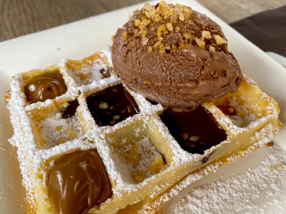 Snapdishの料理写真:Waffle🧇🍫|女神さん