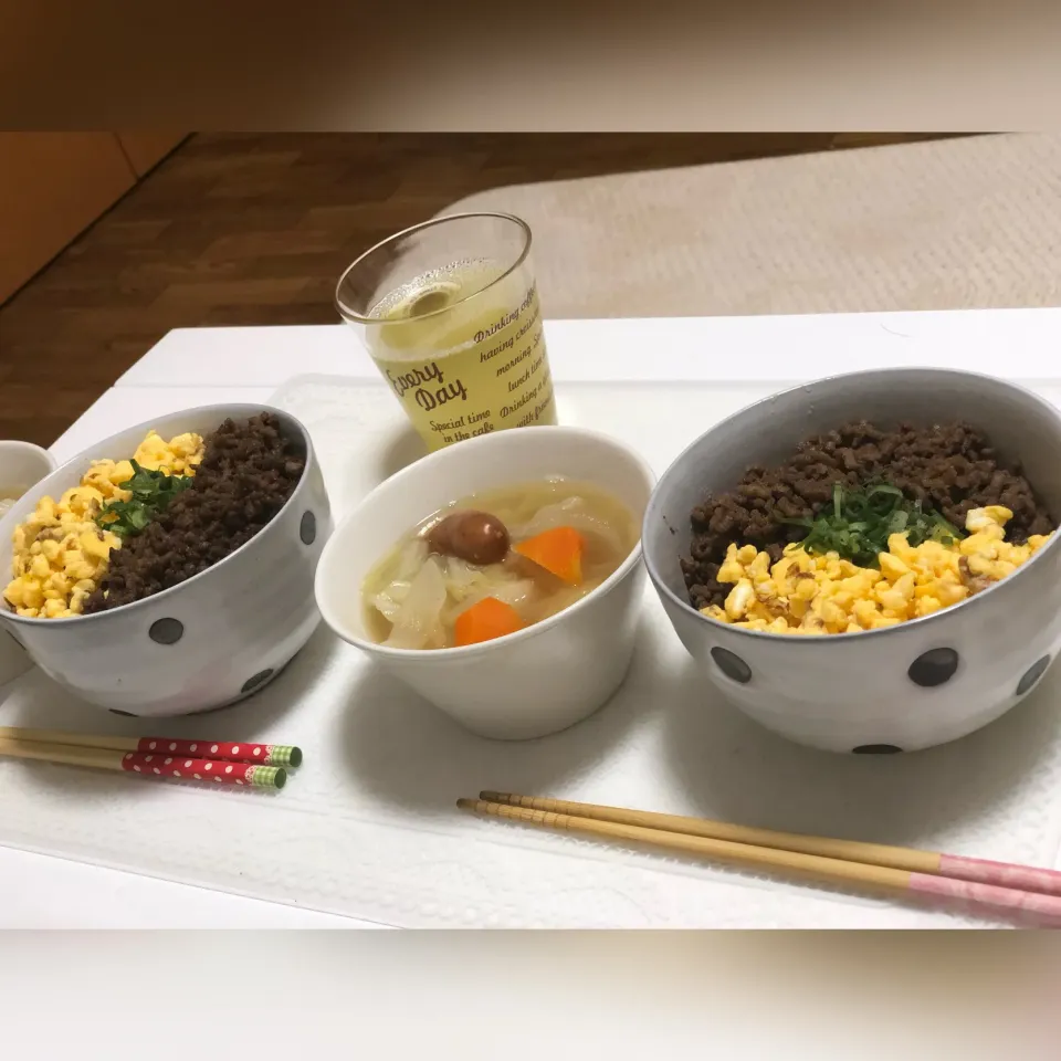 二色丼🍚|ちっちょんさん