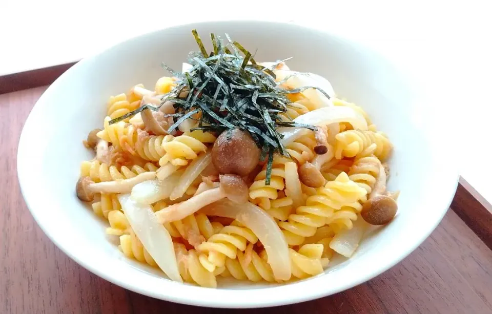 しめじと新玉ねぎの和風パスタ|marimorinさん