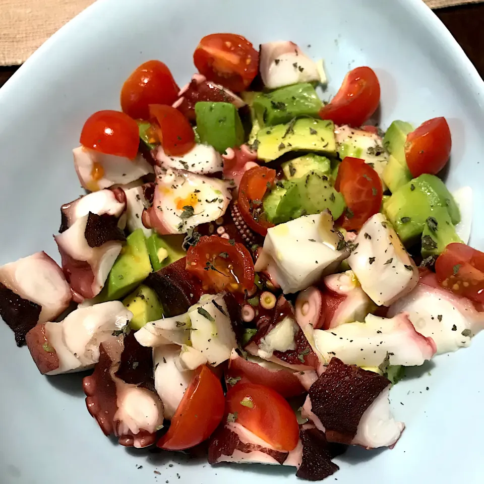 タコとアボカドのマリネ🥑|純さん