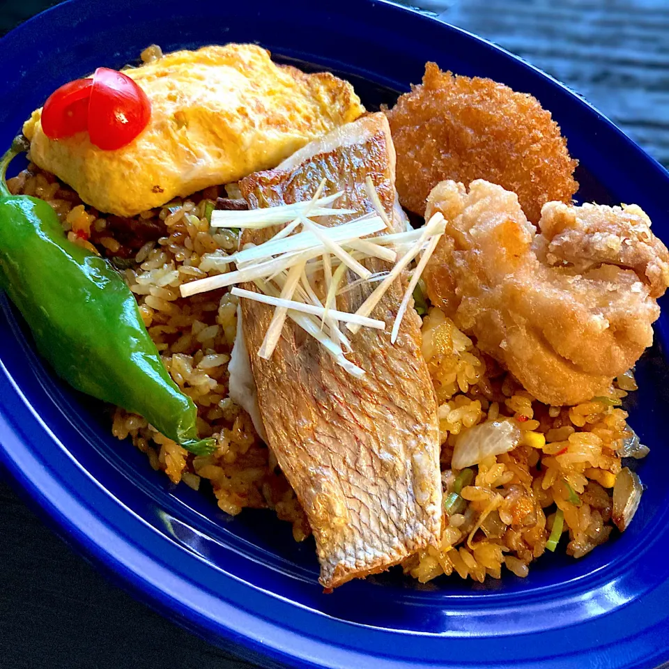 鯛のソテーのっけカレー焼きめし弁当|Kさん