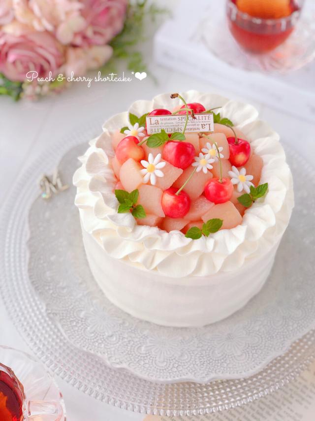 桃のショートケーキ/moe | Snapdish[スナップディッシュ] (ID:rTee0a)