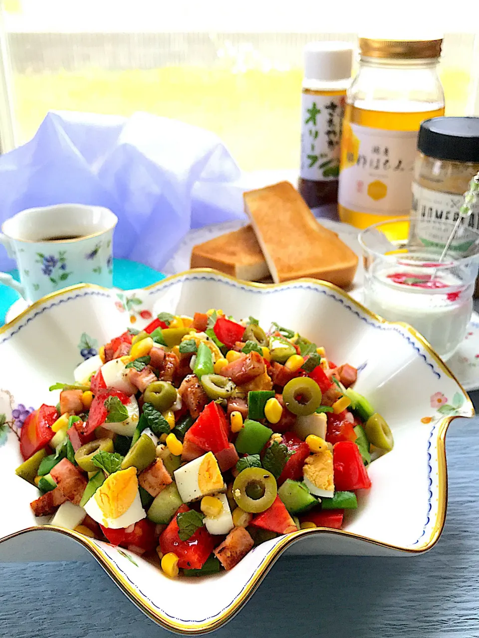 チョップドサラダの朝食🥗|サミカさん