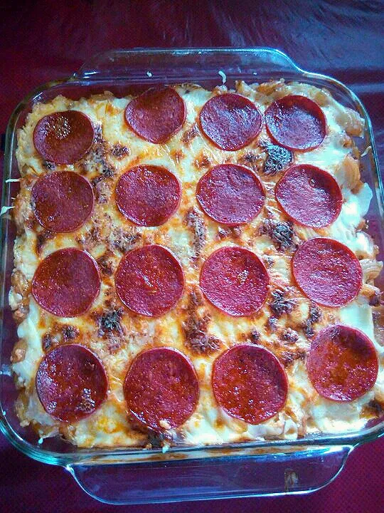 Baked Macaroni & Pepperoni Overload|Maricris Lazaritoさん