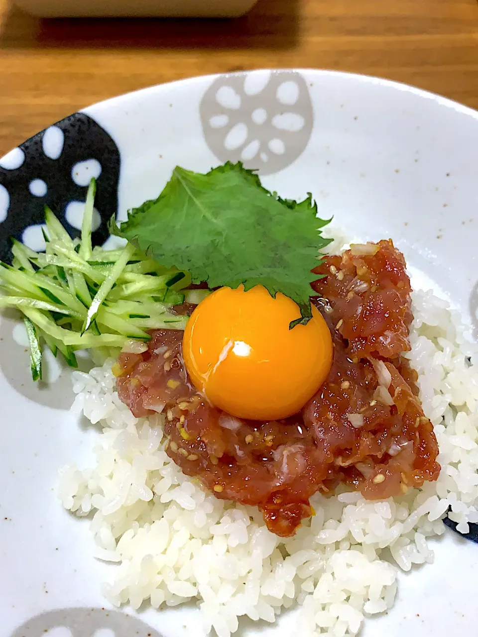 マグロのユッケ丼|きょんさん