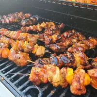 sweet Onion glazed Pork Kabobs|Marcos Rodriguezさん