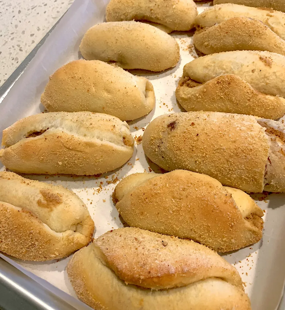 Homemade Spanish Bread filled inside with butter sugar cream|🌺IAnneさん