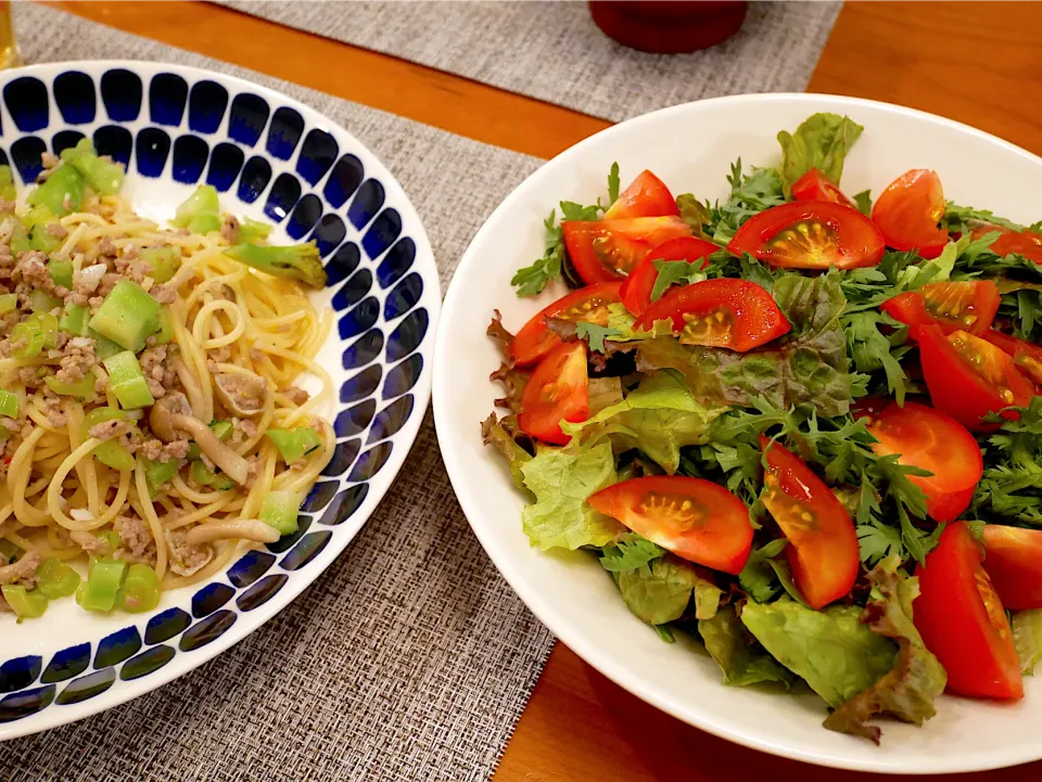 Snapdishの料理写真:20/07/04 夕飯♪ ブロッコリーとひき肉のパスタ|ikukoさん