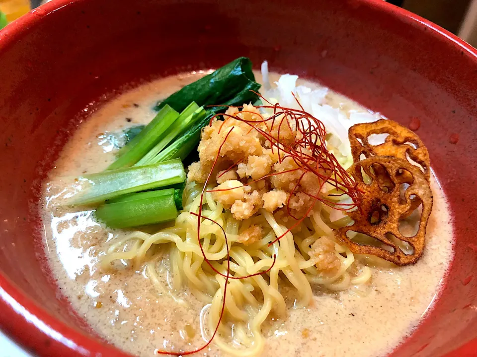 自家製麺で作るベジタリアンラーメン|そらとうみさん