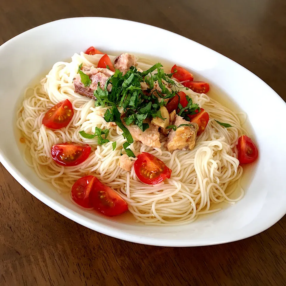 Snapdishの料理写真:ぶっかけ素麺|あっつさん