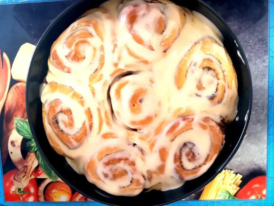 CINNAMON ROLLS|Nerisaさん