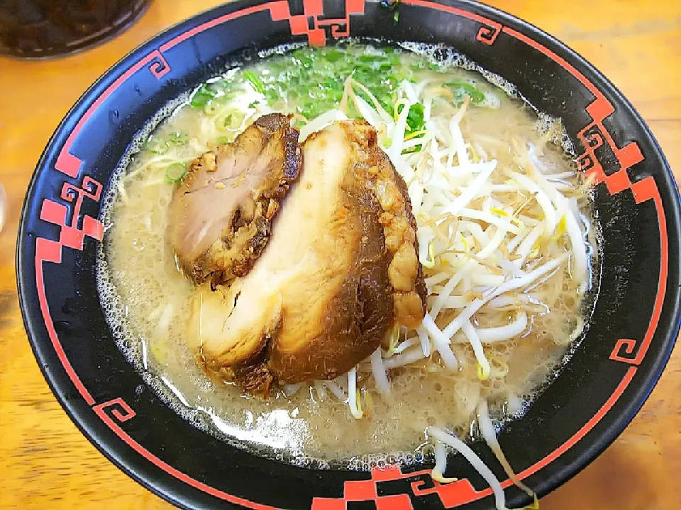 Snapdishの料理写真:#もやしラーメン

#赤鬼ラーメン|∞aya∞さん