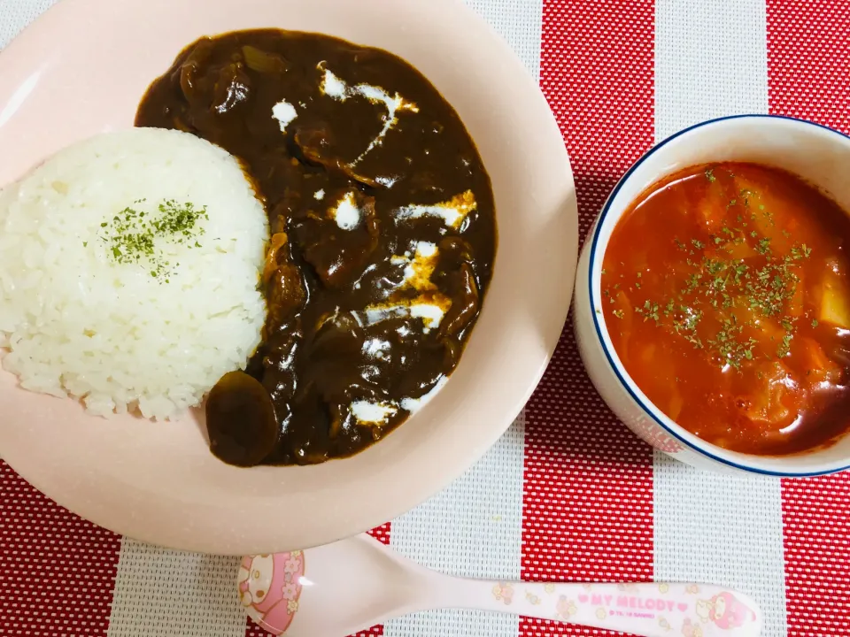 Snapdishの料理写真:ハヤシライス　ミネストローネ|飛鳥さん