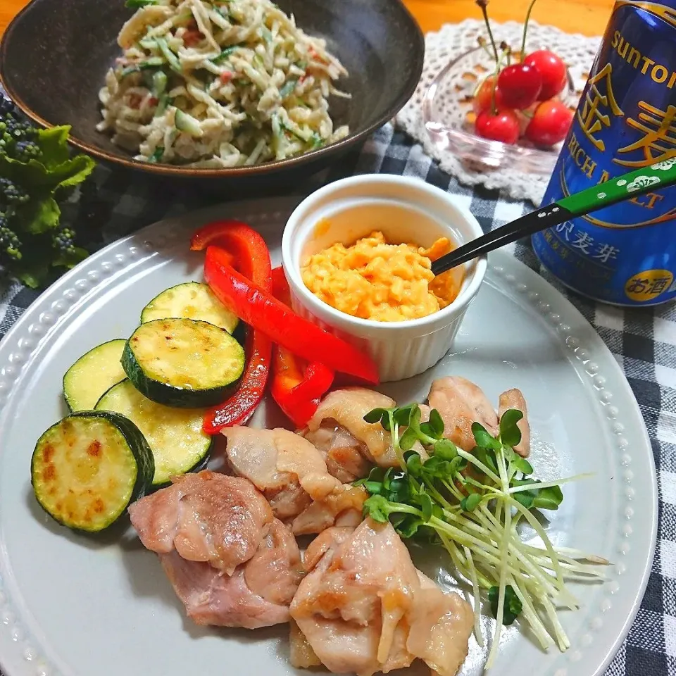 ともきーた (伊藤 智子)さんの料理                                                    チキンとお野菜のコチュマヨタルタルがけ 💕&切干大根とかにかまと胡瓜のゴママヨポン💕|とまと🍅さん