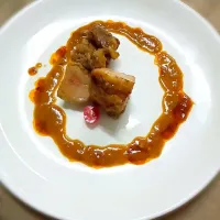 The triple cooked veal belly with ikory barbecue sauce. Cooked sous vide for 20hours then grilled, then baked with smoked barbecue sauce. A mouth melting deliciousness|chezgastonklさん