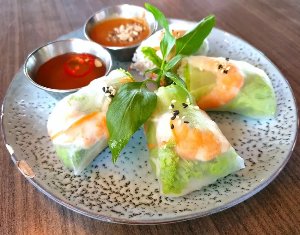 Vietnamese Food 🇻🇳 @ Spring Roll|envymaqueenさん