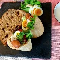 Snapdishの料理写真:シナモンレーズン🍞とピタパン|ゆめちゃんのパンさん