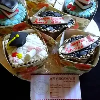 education theme cupcakes|M's cakemakeさん