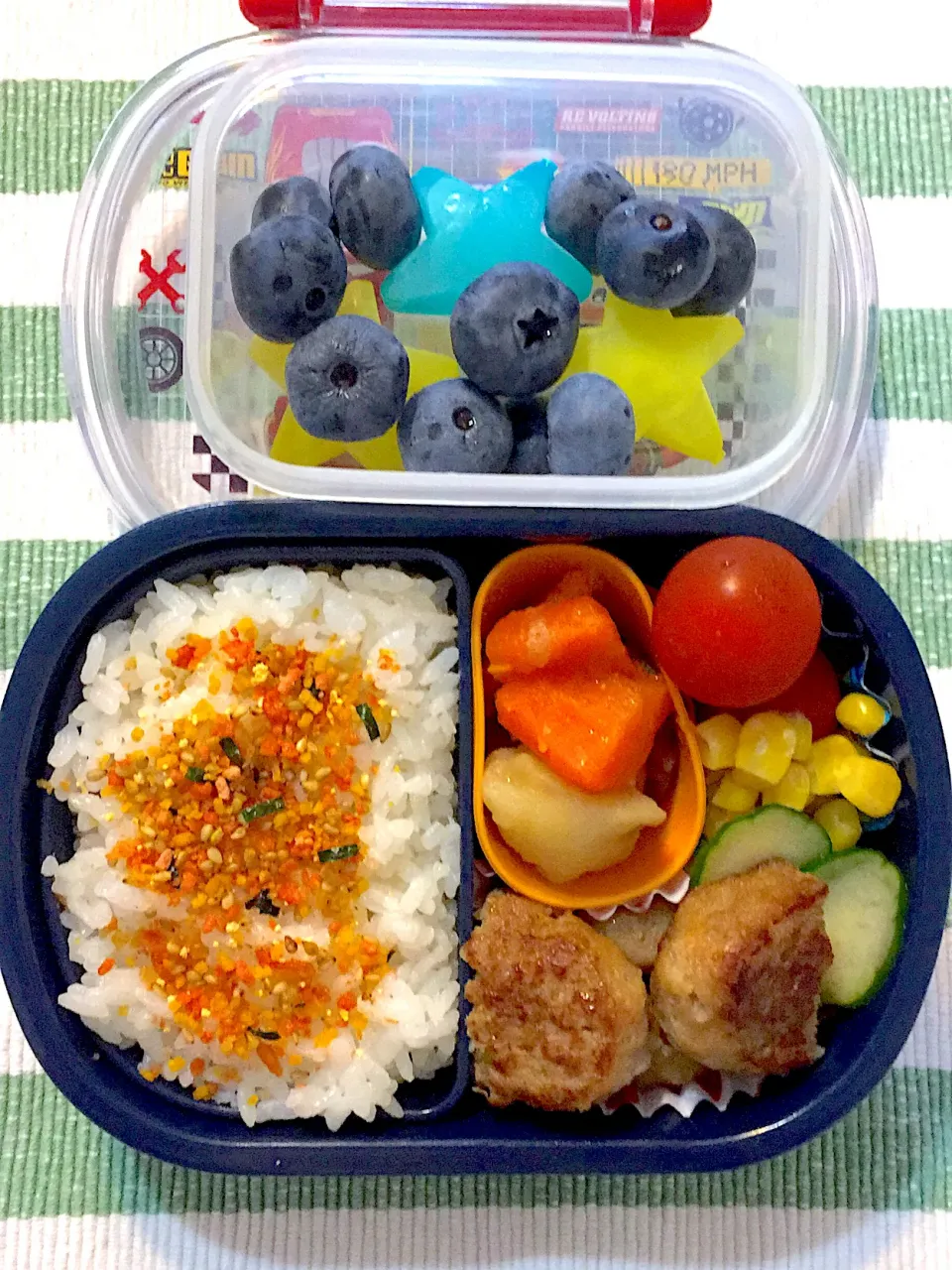 7/8☆年中☆リク、バーグ&肉じゃが弁当|ちーさん