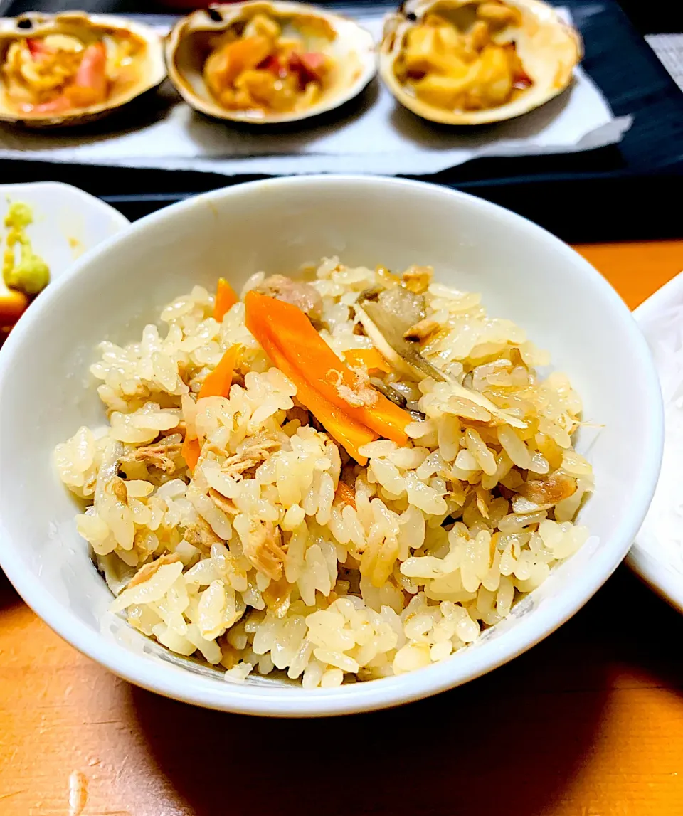 ツナ舞茸炊き込みごはん🍚🐟|ちはるさん