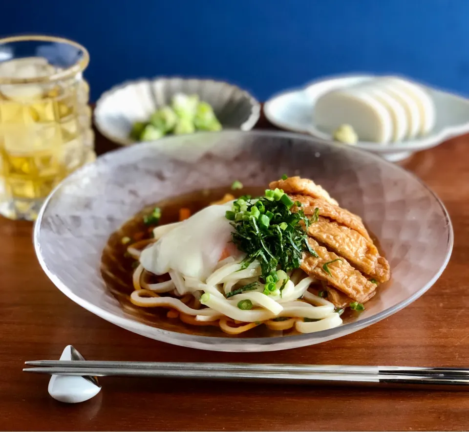 温玉きつねぶっかけうどん、空豆のパルミジャーノ和え、鈴廣蒲鉾|マユマユさん