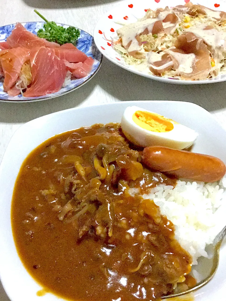 ハヤシカレー、生ハムコールスロー、マグロのぶつ切り刺身|Ayaさん