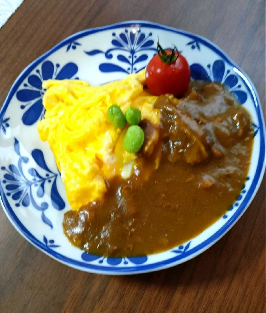 カレーソースのオムレツ|hiroyoさん