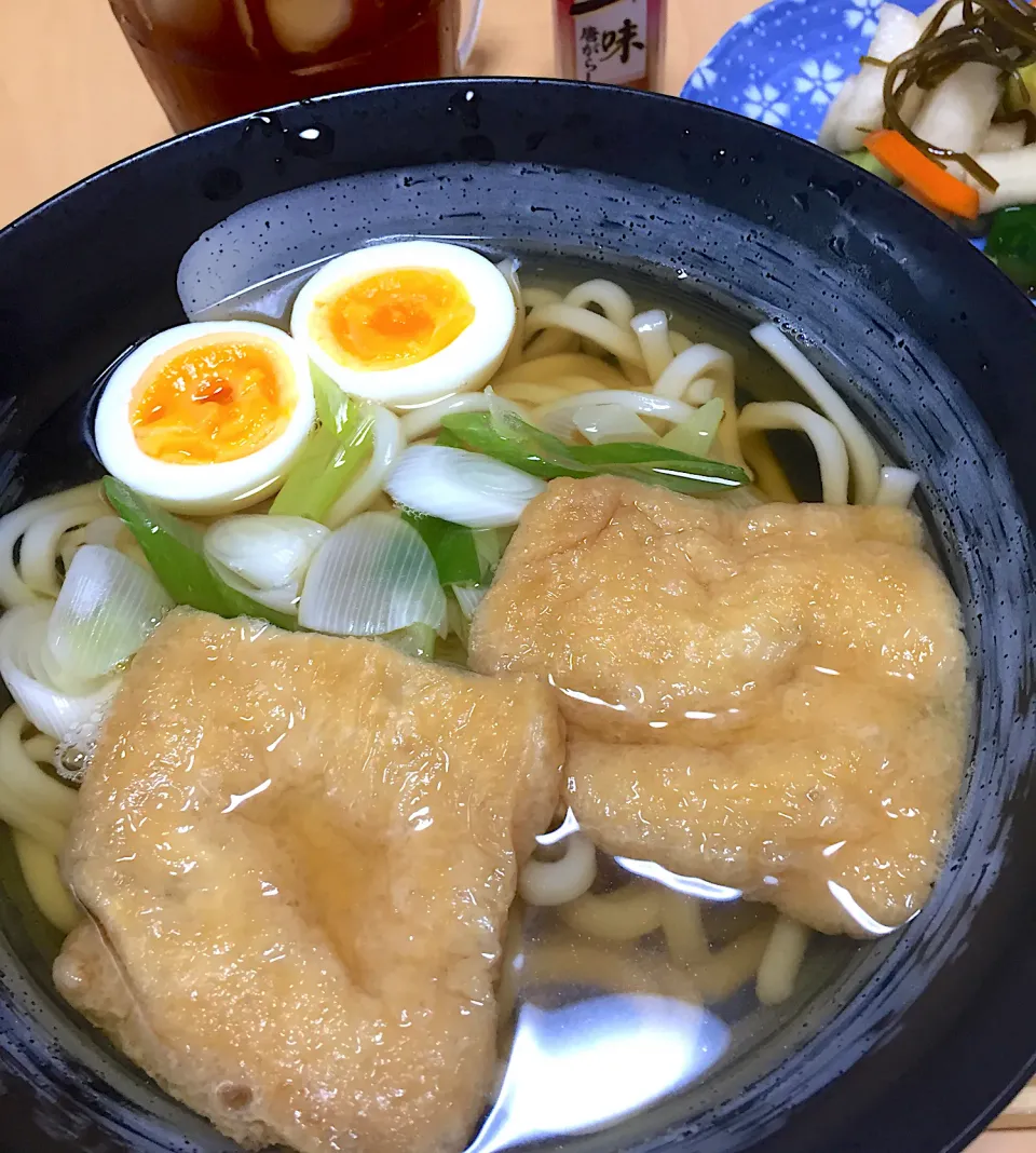 在宅勤務中の男飯(きつねうどん🦊)|おおもりの星さん