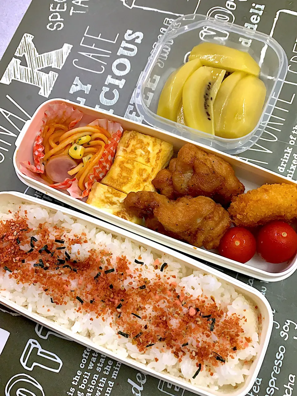 今日の息子のお弁当🍱|クローバー🍀さん