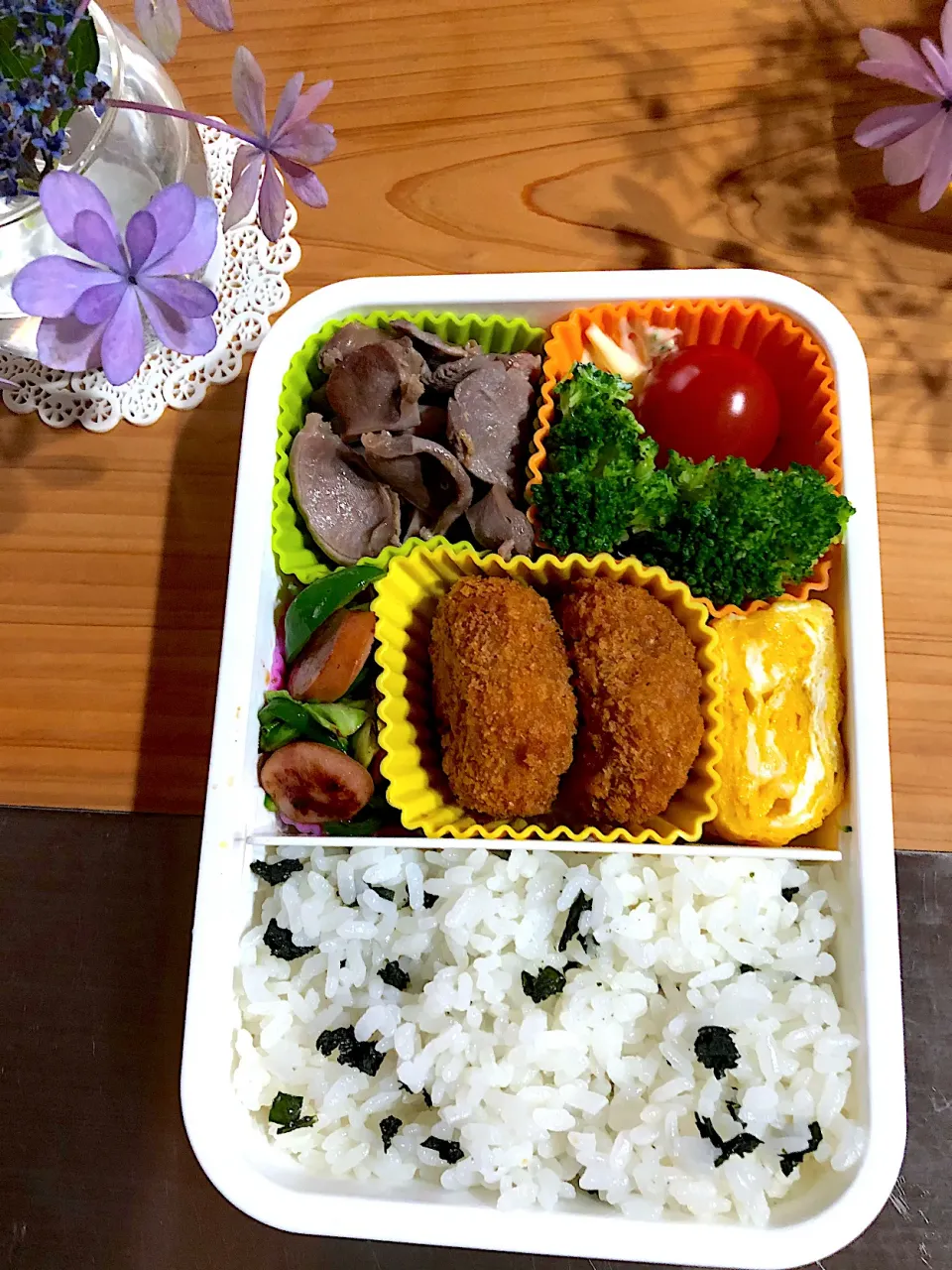 Snapdishの料理写真:36日目 わかめご飯弁当|mikoさん