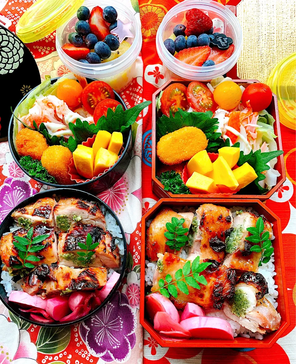 Snapdishの料理写真:#鶏もも肉照焼き　#山椒味噌 #夫婦弁当　#夏野菜　#コリンキーピクルス　#blueberry|Blueberry🫐さん