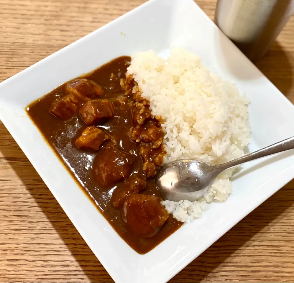 Snapdishの料理写真:🅱️eef curry・・・|ばくあんしゃさん