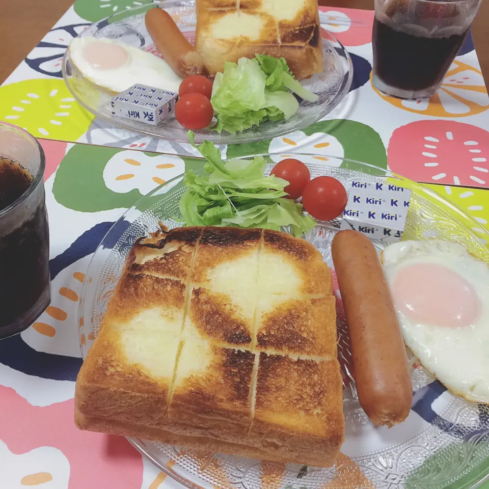 Snapdishの料理写真:モーニングプレート🍞|waiwaiさん